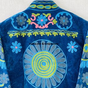 Veste en coton Suzani faite à la main en Inde, veste courte brodée à la main, veste unisexe, veste courte Suzani faite à la main - Product Image 6