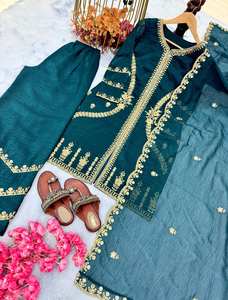 Costume élégant de style Bollywood en fausse georgette, broderie de paillettes, vêtements de fête pour femmes, haut, pantalon, Dupatta, indien pakistanais - Product Image 3