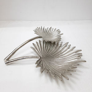 Bol décoratif en forme de fleur plaqué argent couleur noire en aluminium métal créatif sous les plats et assiettes émaillés bol - Product Image 2