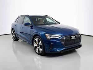 Usado cuidadosamente 2023 Audi e-tron Premium Plus 4dr SUV AWD - Product Image 6