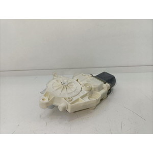 Moteur électrique de vitre avant droite MERCEDES Classe A W176 Série AMG A2469065200/0130822691 (13>) - Product Image 3