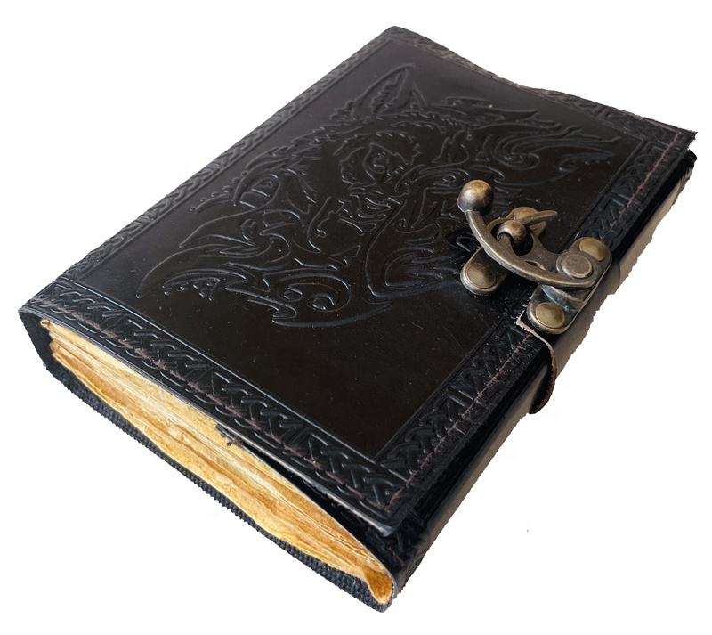 สีน้ำตาล