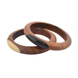 Brazalete de madera pulido brillante para mujer, conjunto de 2 piezas, productos superventas y brazalete de madera de alta calidad - Product Image 1
