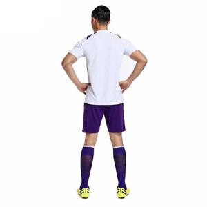 Uniforme de Fútbol Personalizado de Alta Calidad, Pantalones Cortos 100% Poliéster de Secado Rápido y Transpirable, Conjuntos de Verano y Otoño, Impresión de Nombres, OEM - Product Image 6