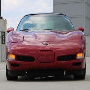 CHEVROLET CORVETTE COUPE 2002 USADO, VOLANTE A LA IZQUIERDA/DERECHA - Product Image 1