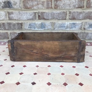 Bandeja rústica Maceta Cubo Cajón Caja de madera primitiva rústica Decoración de granja Molde de ladrillo de madera vintage Caja de manijas de hierro - Product Image 5