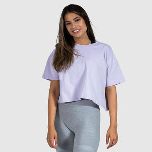 Camiseta en blanco de algodón de verano con logotipo personalizado, camiseta de manga corta recortada Lisa para mujer - Product Image 1