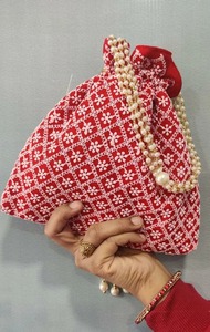 Sac cadeau de mariage indien brodé à la mode sac Potli sac cadeau de retour embrayages de pendaison de crémaillère Mini sacs à main pochette Mini sacs - Product Image 2