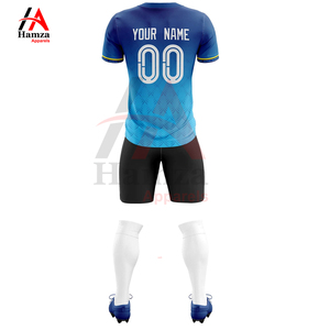 Venta al por mayor de diseño personalizado sublimación impreso uniforme de fútbol bajo MOQ cuello en V transpirable ligero 100% poliéster - Product Image 2
