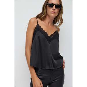 T-shirt Femme-Haut en coton doux - Product Image 1