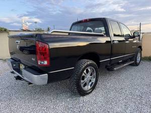 Venta al por mayor de autos Dodge Ram 1500 Laramie 4dr Quad Cab LB usados del 2006 - Product Image 2