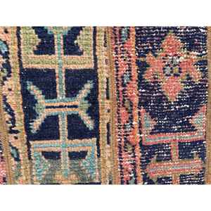 Alfombra Turca Vintage Pequeña de 2.4x5.2 pies, Alfombra de Lana con Rayas Rojas - Product Image 5