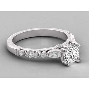 Bague solitaire en or 18 carats pour femmes avec diamant de laboratoire - Product Image 3