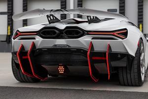 Opción Popular 2024: Lamborghini Revuelto Edición Personalizada con Paquete Aero, Impecable - Product Image 4