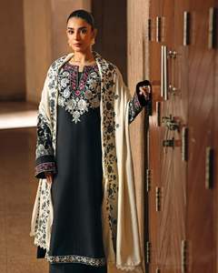 คอลเลกชัน ssumaira ชุดปักลายลูกพีชที่ละเอียดอ่อนตกแต่งด้วยลูกไม้และฐานย้อมสี - Product Image 6