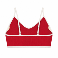 Groothandel OEM ODM Yogabroekje 75% Nylon 25% Spandex 220gsm Rode Contrast Bies Licht Ondersteunende Spaghettiband Yoga Top Zachte Gym Top
