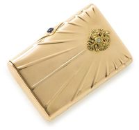 Vente chaude Fait à la main Design de luxe Étui à cigarettes de luxe en métal Étui à cigarettes de luxe décoratif pour femmes