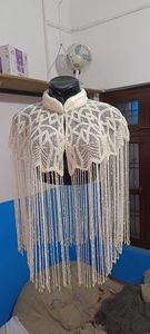 เสื้อคลุมเบอร์เลสก์เทศกาลที่สวยงามพร้อมการปักลายตกแต่งด้วยมุกภาพเงาตรงคอสำหรับงานเทศกาลรอบเอวเลื่อม - Product Image 3