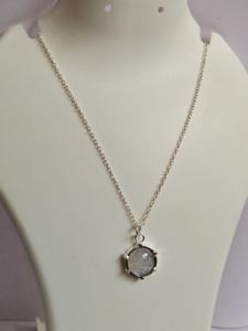 Collar de aspecto nuevo, piedra lunar arcoíris, 12x15mm, forma de pera, ajuste de bisel de plata esterlina, vida diaria, joyería hecha a mano para cumpleaños - Product Image 2