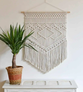 Nouvelle décoration murale en macramé en coton, faite à la main, pour la décoration de la maison, prix de gros, respectueuse de l'environnement - Product Image 1