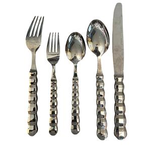 Juego de cubiertos de acero inoxidable con acabado en plata con mango de diseño de cuentas Cubiertos elegantes para cenas y fiestas diarias de la India - Product Image 6