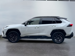 USATO 2025 Toyota RAV4 2.5L Power-306 CV 4x4 Ibrido Alimentazione-2 Motori 4 Cilindri Euro6e Trasmissione Automatica Guida a Sinistra - Product Image 5