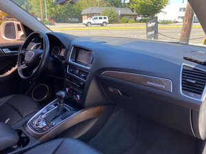 Voiture d'occasion de qualité abordable, Audi Q5 2.0T quattro Premium Plus 2016, conduite à gauche - Product Image 4