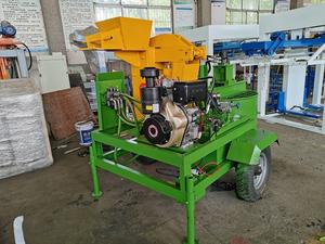 <span class=keywords><strong>Machine</strong></span> à fabriquer des briques en argile interverrouillées M7MI Twin Super <span class=keywords><strong>Hydraform</strong></span>, moteur diesel mobile pour blocs creux et briques de pavage en vente - Product Image 2