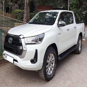 Camionetas Toyota Hilux Usadas, 4x4, Equipamiento Completo, Cabina Doble, Opciones de Transmisión Automática, Diésel Turbo, Eléctricas, Volante a la Izquierda - Product Image 5