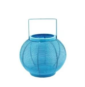 Lanterne en métal faite à la main avec design filaire coloré pour l'éclairage décoratif de Noël pour la maison Hôtels Restaurants Décor - Product Image 5