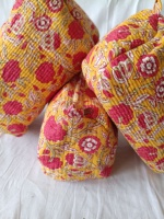 Tas Makeup Travel Kapas Berlapis Cetak Tangan Motif Buah Ramah Lingkungan Kapasitas Besar untuk Wanita dengan Ritsleting
