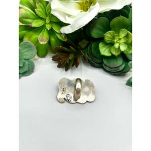 Bague ajustable Mathilda Benally en turquoise verte de Carico Lake et argent sterling, bijou de collection culturelle - Product Image 4