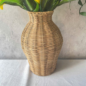 Elegante florero de mimbre tejido de estilo rural para la decoración del hogar - Product Image 5