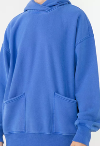 Manteau d'hiver décontracté personnalisé pour hommes avec coupe ample bleue et capuche deux grandes poches tricotées en polyester/coton gilets - Product Image 2