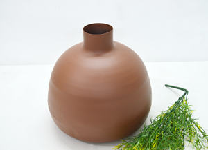 Fancy Pale Color Powder Coated Color antiguo Niquelado Florero de aluminio Florero de estilo premium para lujos Hogar y boda - Product Image 4