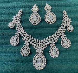 Bijoux de mariée AD Stone Multi Color Premium Quality New Collection Ensemble de bijoux indiens Collier anti-ternissement et anti-swat - Product Image 5