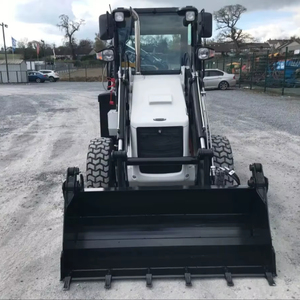 Chargeuse compacte Hidromek 62ss avec pelle arrière, moteur Kubota de 65 CV, poids de 4 tonnes, pompe et boîte de vitesses à haut rendement - Product Image 1