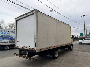 Promotion : Camions bennes d'occasion 2017 ISUZU, Camions fourgon N-P-R HD à vendre - Product Image 2