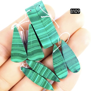 Vente en gros de paires de malachite naturelle DHORGEMS, pierres précieuses cabochon, forme poire/ovale/marquise, provenant du Rajasthan, pour la fabrication de bijoux - Product Image 5