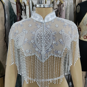 เสื้อคลุมปักลายสไตล์วินเทจทำมือสำหรับงานเลี้ยงผ้าคลุมไหล่ขนสัตว์ปักเลื่อมลูกปัดโบเลโรสำหรับงานแต่ง - Product Image 1