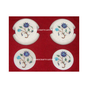 Ensemble de dessous-de-verre en marbre blanc de haute qualité avec un motif floral, à utiliser pour les verres et pour la décoration de la maison et de la cuisine - Product Image 1