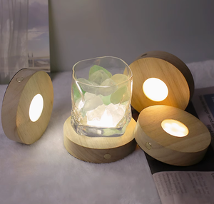 Diffuseur rond Chargement sans fil Base luminescente en bois Veilleuse décorative LED blanc chaud, article <span class=keywords><strong>de</strong></span> célébrité <span class=keywords><strong>Internet</strong></span> - Product Image 5