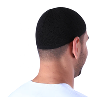 Nouveaux chapeaux de prière islamiques pour hommes Koofi Topi musulman en tricot Taqiyah Takkhe Designer Embossé Namaz Topi extensible pour la prière