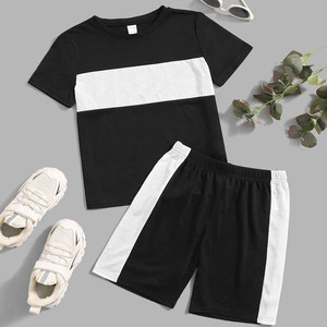 Conjunto de Camiseta Corta y Pantalones Cortos Transpirables Personalizados, Camisetas Cortas Cuadradas 100% Algodón, Conjunto de Camiseta y Pantalones Cortos Estampados de Estilo Urbano - Product Image 2