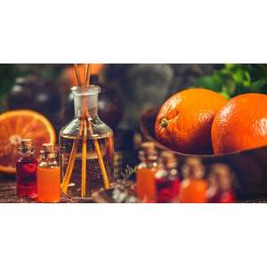 Huile essentielle d'orange naturelle, pressée à froid, caractéristiques corporelles : hydratante, raffermissante, nourrissante, D-limonène, écorce de mandarine, OEM - Product Image 2