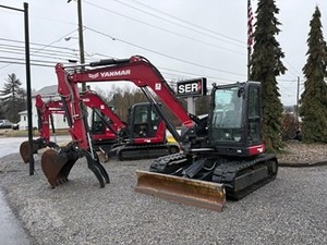 Excavatrice sur chenilles compacte d'occasion, moteur diesel rouge, forte puissance de creusement - Product Image 5