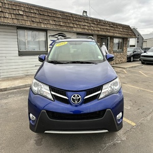 Toyota RAV4 Limited AWD SUV 2015, intérieur en cuir foncé, moteur turbo 8L, boîte de vitesses manuelle/automatique, pneus R16, essence électrique - Product Image 1