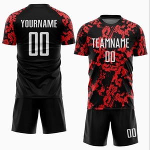 Tenue de football personnalisée imprimée 100 % polyester – Dernier design de kit sportif – Vente en ligne à prix réduit directement de l'usine - Product Image 5
