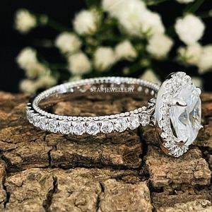 Bague de fiançailles solitaire en or blanc massif 14 carats avec diamant ovale de 1 carat cultivé en laboratoire CVD, certifiée IGI, luxe - Product Image 5