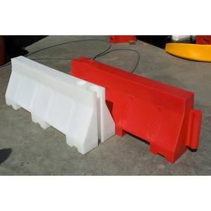 Barrera Vial de Plástico Rellena de Agua y Arena, Resistente a los Rayos UV, Color Rojo, 150 x 50 x 50 cm, YB150X50X50, 14 kg, Ileritraffic - Product Image 2